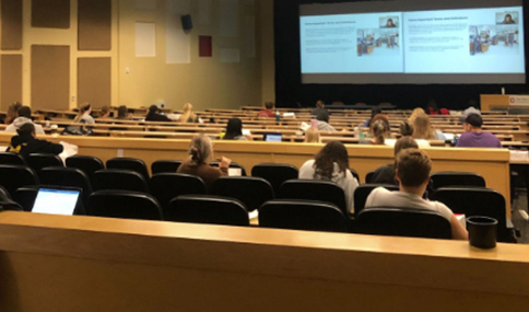 Students in Lecture Hall attending Bond Vet presentation